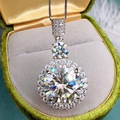 New 11 carats Diamond Moissanite Necklace